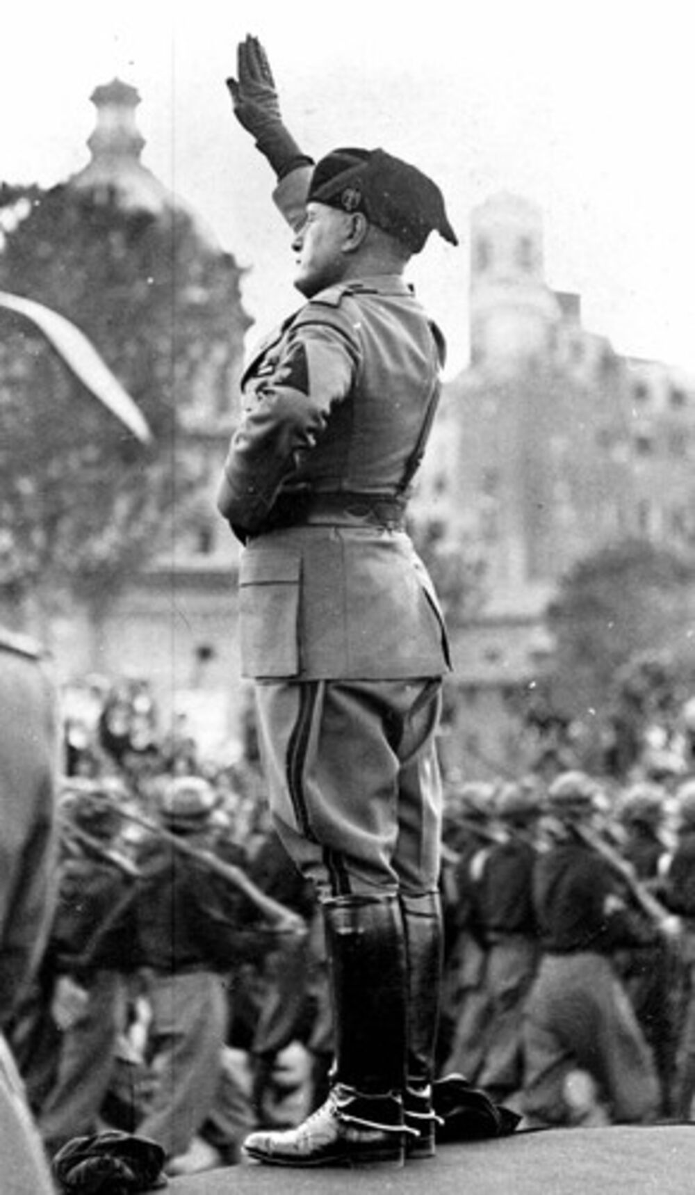 Benito Musolini, Duče