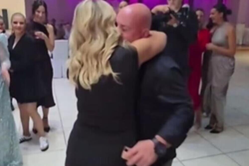 BOSANAC PREŠAO IGRICU, REGION NE MOŽE DA DOĐE SEBI: O ovom potezu na svadbi prijatelja bruji ceo Balkan! (VIDEO)