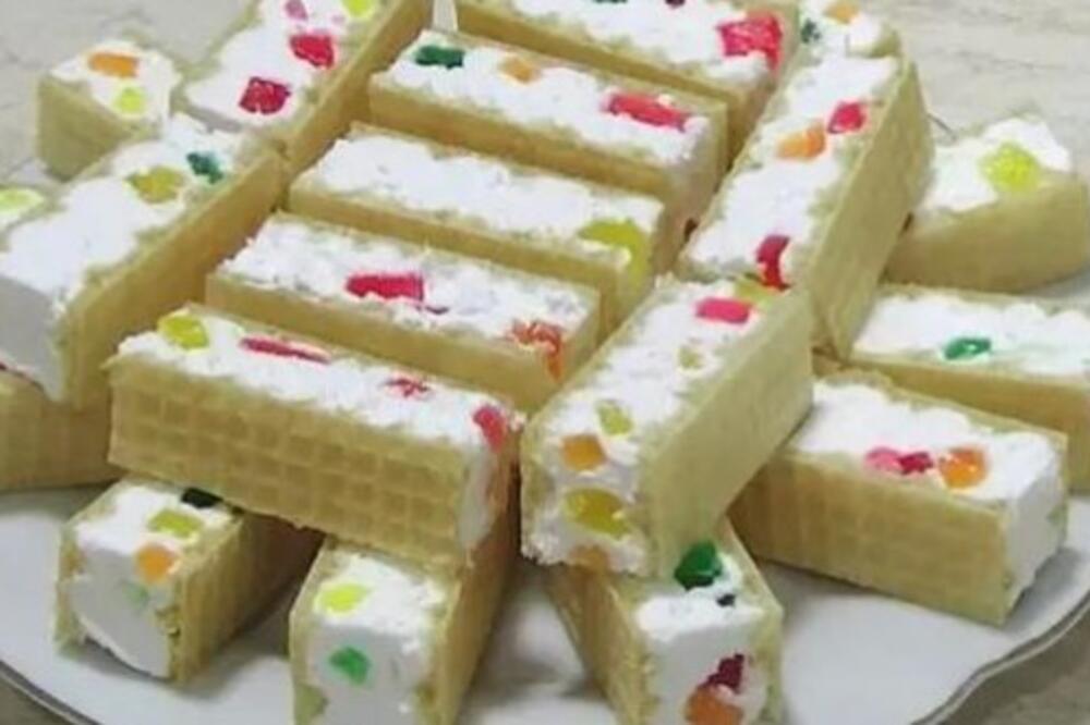 SRPKINJE IH PRAVE KAO OD ŠALE, A ZNAJU LI ZA OVAJ TRIK? Oblande sa žele bombonama koje DECA TAMANE, slavski recept