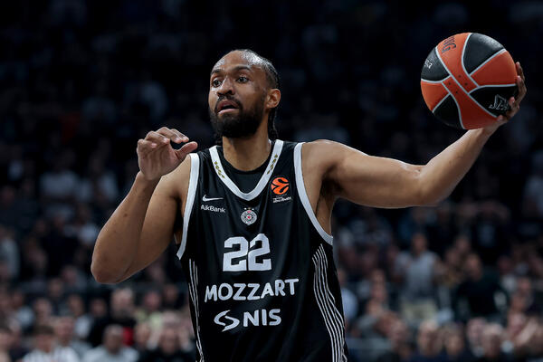 Nove informacije oko statusa Džabarija Parkera u Partizanu!