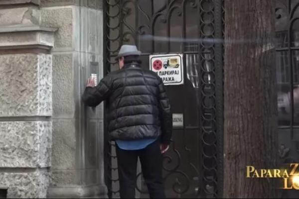 KAKO LI ĆE OVO PODNETI? Saznao za veridbu, pa odmah krenuo u AKCIJU! Evo pred ČIJIM vratima je uhvaćen HARIS