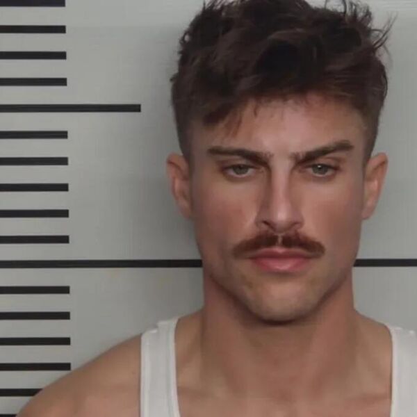 Najzgodnijeg robijaša je ovaj lepotan srušio sa trona: Žene odlepile za ovom fotkom, a u dosijeu mu piše da je...