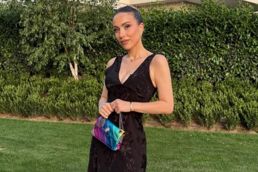 DRŽAVNI POSAO RADILA ZBOG MAME! Plata nije bila dovoljna pa odlučila da rizikuje? Danas zarađuje duplo više