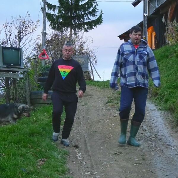 MILENKO POKLANJAO DEDOVINU KAKO BI SE DOSELIO BAR 1 ČOVEK: Nemanja mu verovao i sad mu niče kuća na TROMEĐI! (FOTO)