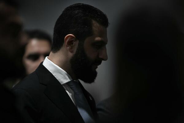 Sprečen atentat na predsednika Sirije! Al-Šara za dlaku izbegao smrt, zavera otkrivena uoči sastanka sa Trampom!