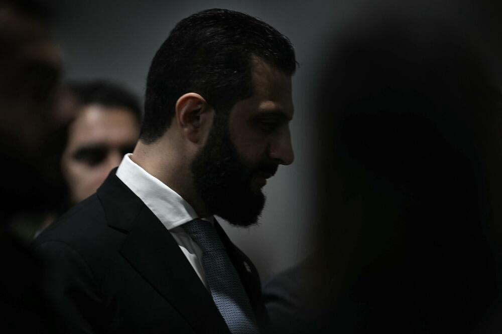 Sprečen atentat na predsednika Sirije! Al-Šara za dlaku izbegao smrt, zavera otkrivena uoči sastanka sa Trampom!