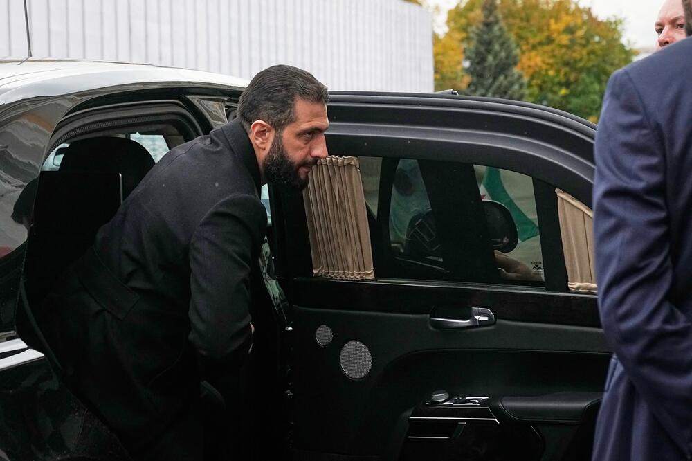 TRLJAĆETE OČI! Šok potez Bele kuće digao svet na noge! Sirijski lider stigao na sastanak, oni ga odveli ovde?!