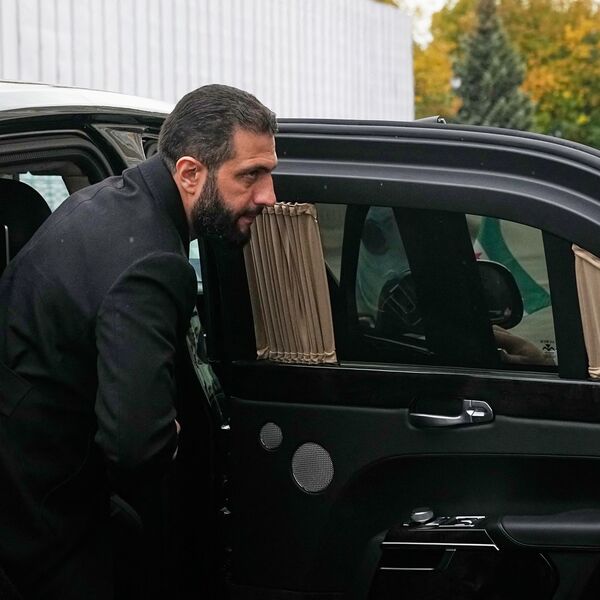 TRLJAĆETE OČI! Šok potez Bele kuće digao svet na noge! Sirijski lider stigao na sastanak, oni ga odveli ovde?!