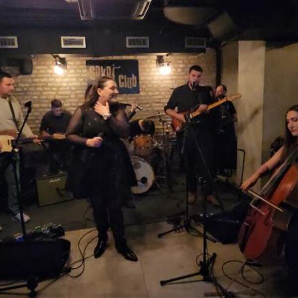 SPEKTAKULARNA PROMOCIJA ALBUMA BENDA VATROM U LED!