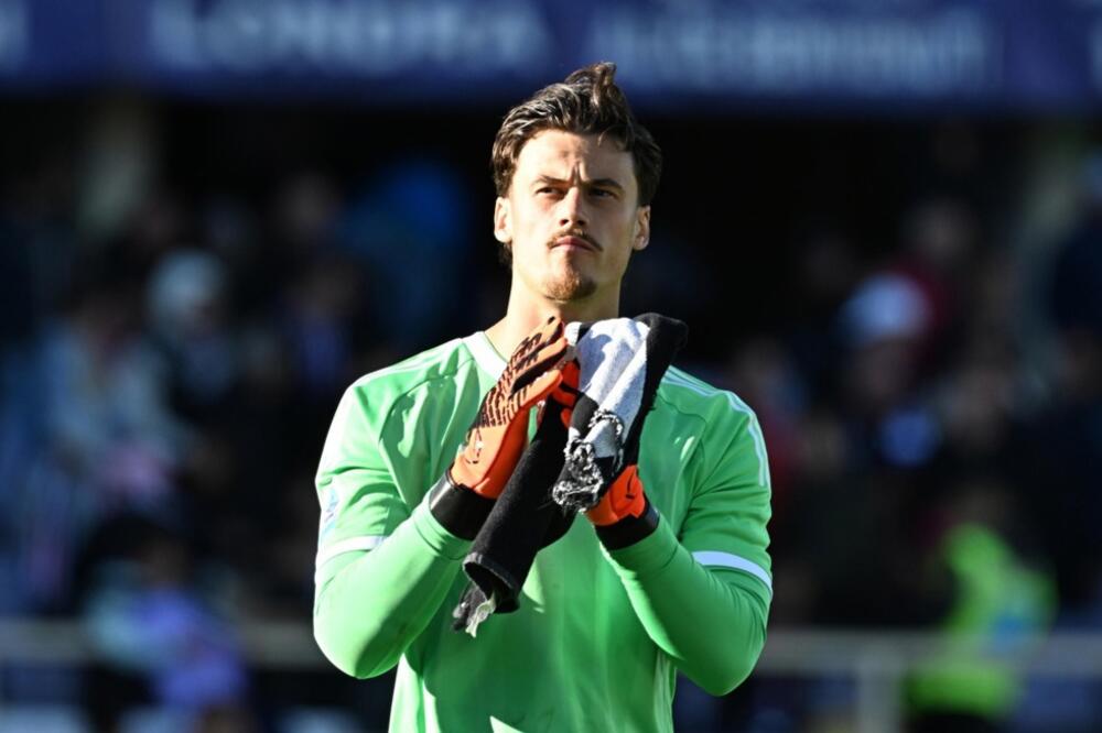 Veljko Paunović razgovorao sa Miletom Svilarom - najbolji golman Serije A iz prošle sezone doneo konačnu odluku!