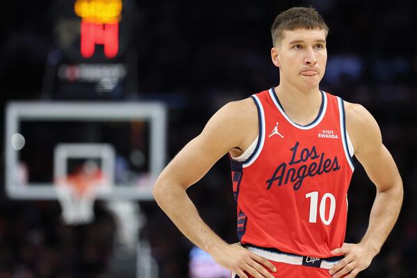 Navijači prozivali Bogdanovića, Klipersi se raspadaju!