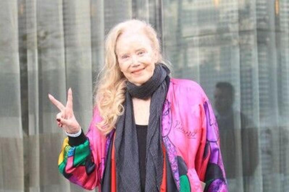 JAVLJENE TRAGIČNE VESTI! Umrla Sali Kirkland