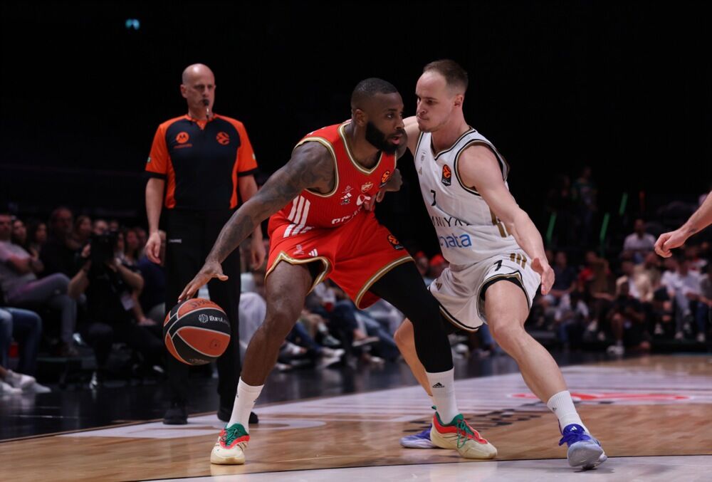 Detalj sa utakmice Dubaija i Crvene zvezde u sezoni 2025/26 Evrolige