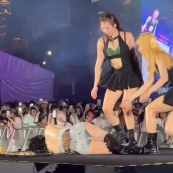 UZNEMIRUJUĆI SNIMAK! PEVAČICA (33) SE SRUŠILA NASRED BINE! Pala kao mrtva, pa je iznosili