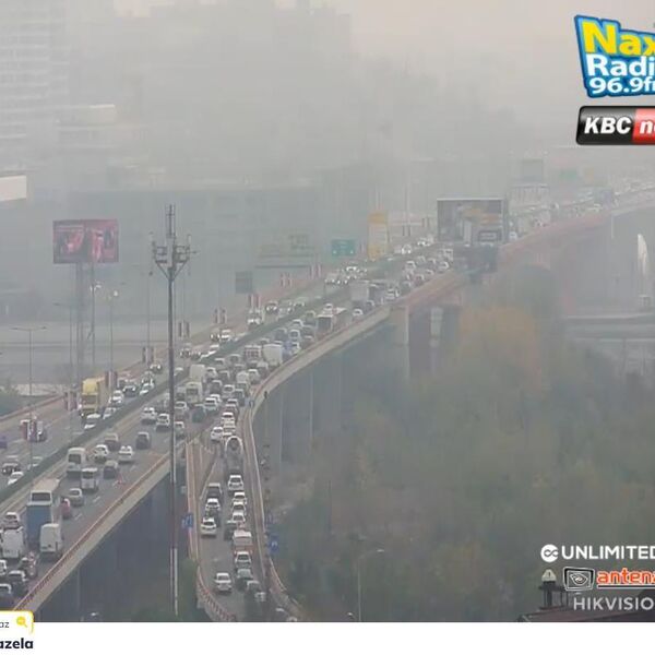 SRBI SE VRATILI SA MINI ODMORA, KOLAPS U CELOM BEOGRADU: Kolone na mostovima, nikad gori JUTARNJI ŠPIC! (FOTO)