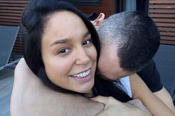 DEČKO JOJ BIO META UBISTVA U KOJEM JE STRADALA DEVOJKA, SAD OBJAVILA SLIKU SA NJIM: Grle se kao da sutra ne postoji