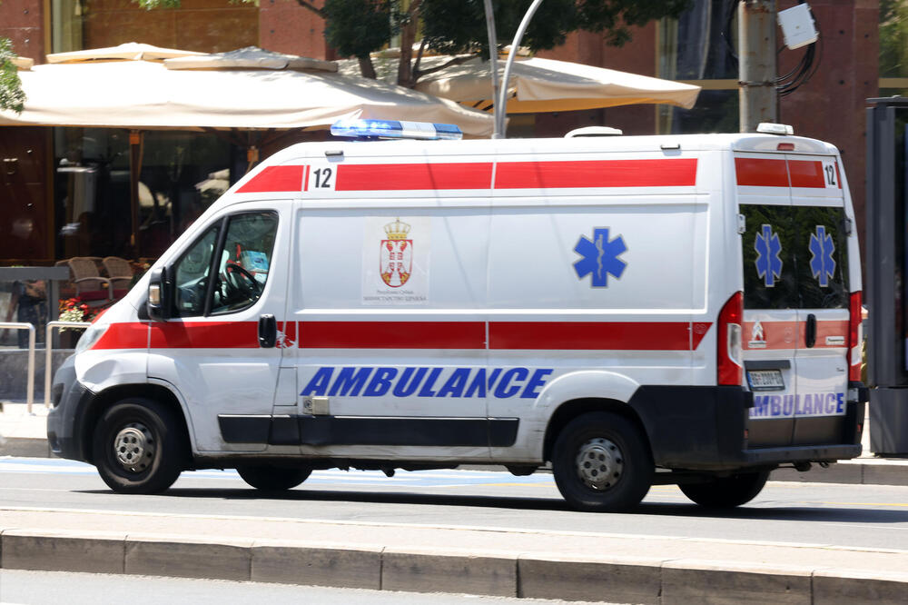 „Folksvagen“ pokosio ženu na pešačkom prelazu u Nišu! Starica preminula u bolnici, nije joj bilo spasa