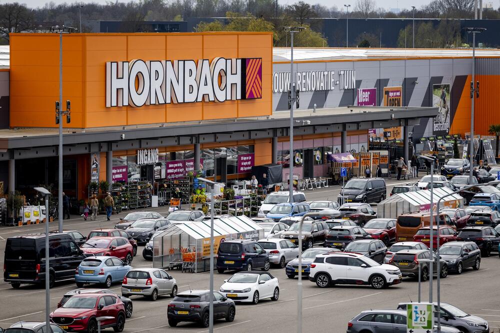 U Srbiju konačno stiže nemački gigant koga kupci obožavaju! Evo šta ćemo tamo da pazarimo, od igle do lokomotive