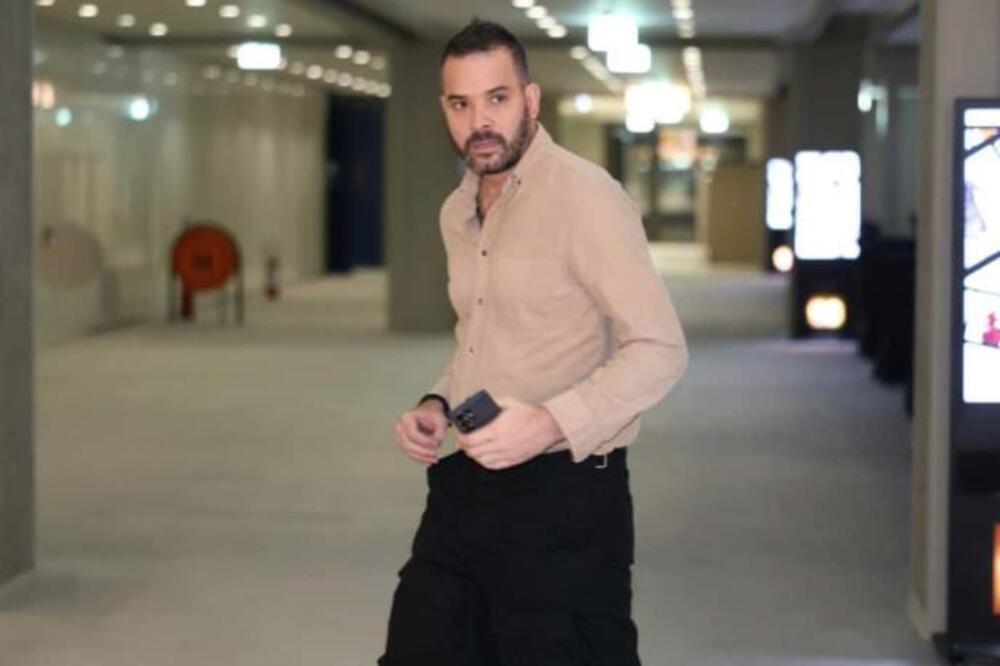 Šta je to Filip Živojinović uradio pa ceo grad priča samo o njemu? Sve oči uprte u Prijinog muža, a ima i razloga