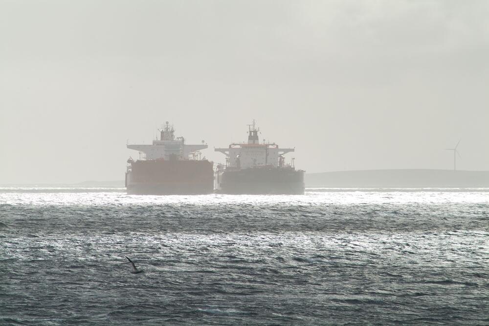 AMERIKA NA IVICI DA UĐE U RAT, TRAMP POVUKAO RADIKALAN POTEZ! Venecuela potpuno okružena, sledi joj "strašan potop"