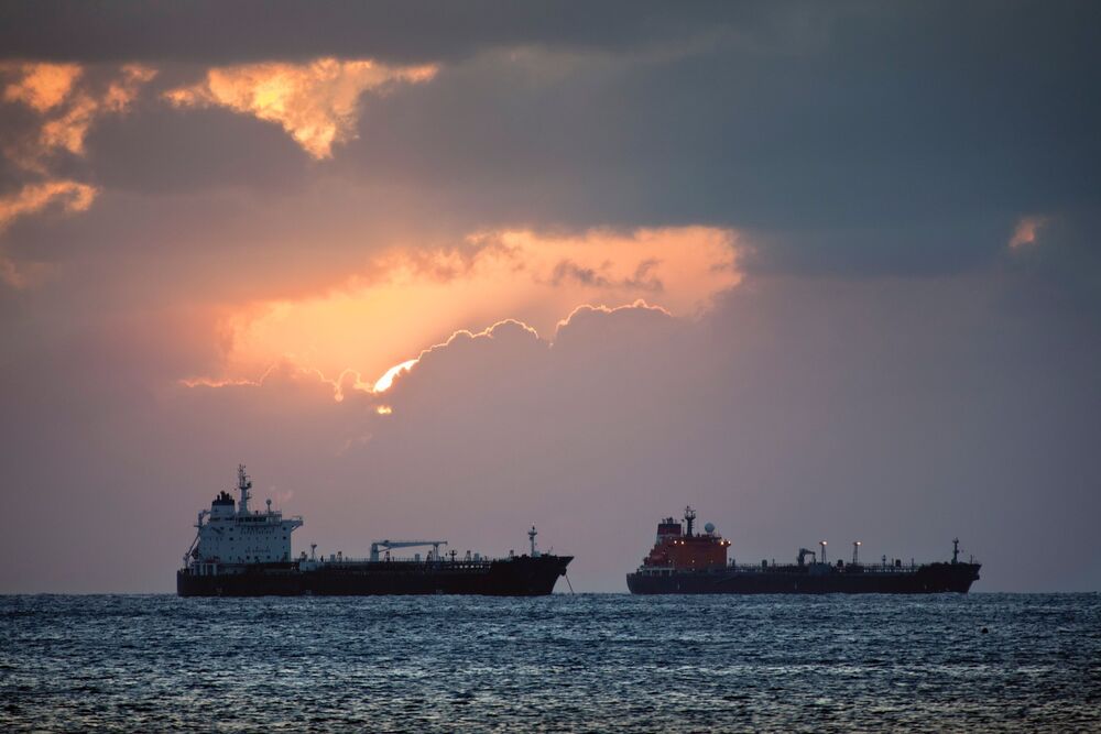 Naftni tankeri, Tankeri, Brodovi