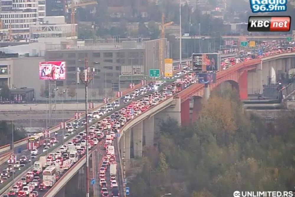 OVE DELOVE BEOGRADA ZAOBIĐITE U ŠIROKOM LUKU: Popodnevni špic uzeo maha, vozila mile! Ovo mesto je NAJKRITIČNIJE