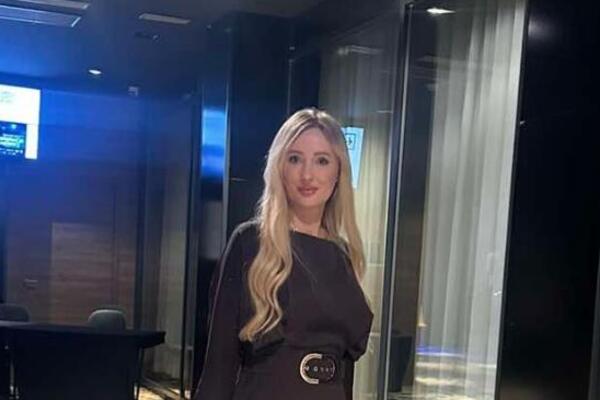 MINISTARKA SALČINOVIĆ U CENTRU NEZAPAMĆENOG SKANDALA Ubrizgavala filere ženi u WC-u: Skroz joj UNAKAZILA LICE!