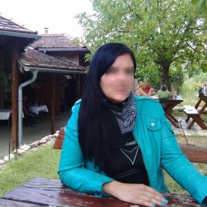 Ovo je motociklistkinja koja izgubila život kod Opova: Nastradala na isti način kao i njen suprug!