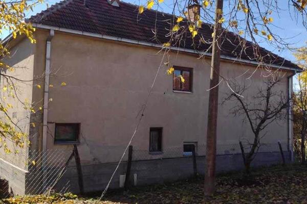 Stana ni ne zna da su ubijeni! Strašne detalje ubistva kod Babušnice iznele su komšije, osumnjičeni već pretio