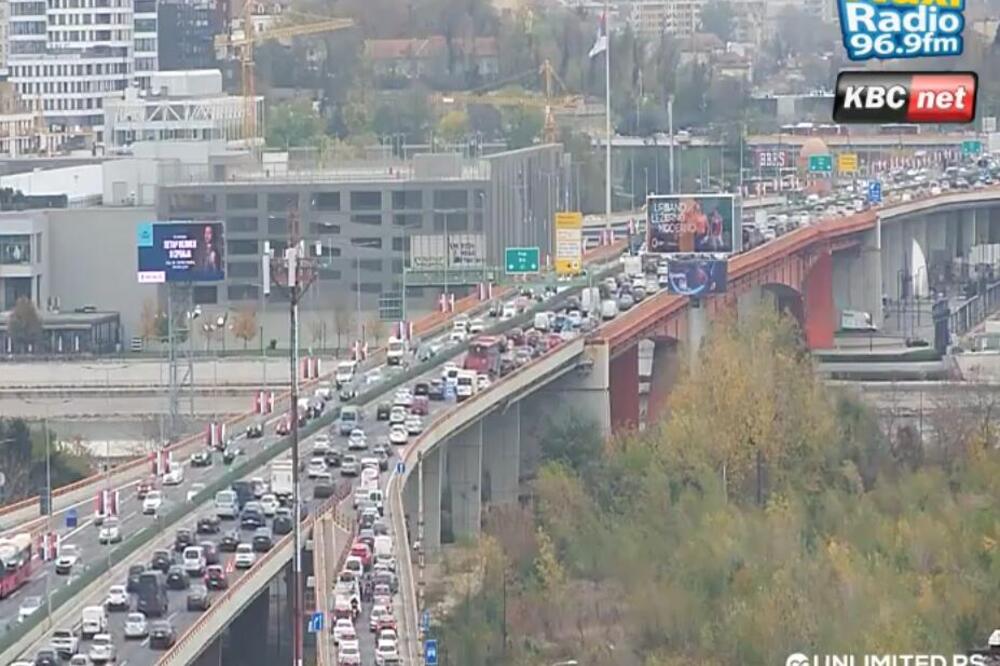 BEOGRAD JE JUTROS STAO! Vozila MILE mile u svim delovima grada, a dan je tek krenuo - ŠTA NAS TEK ČEKA POPODNE?!