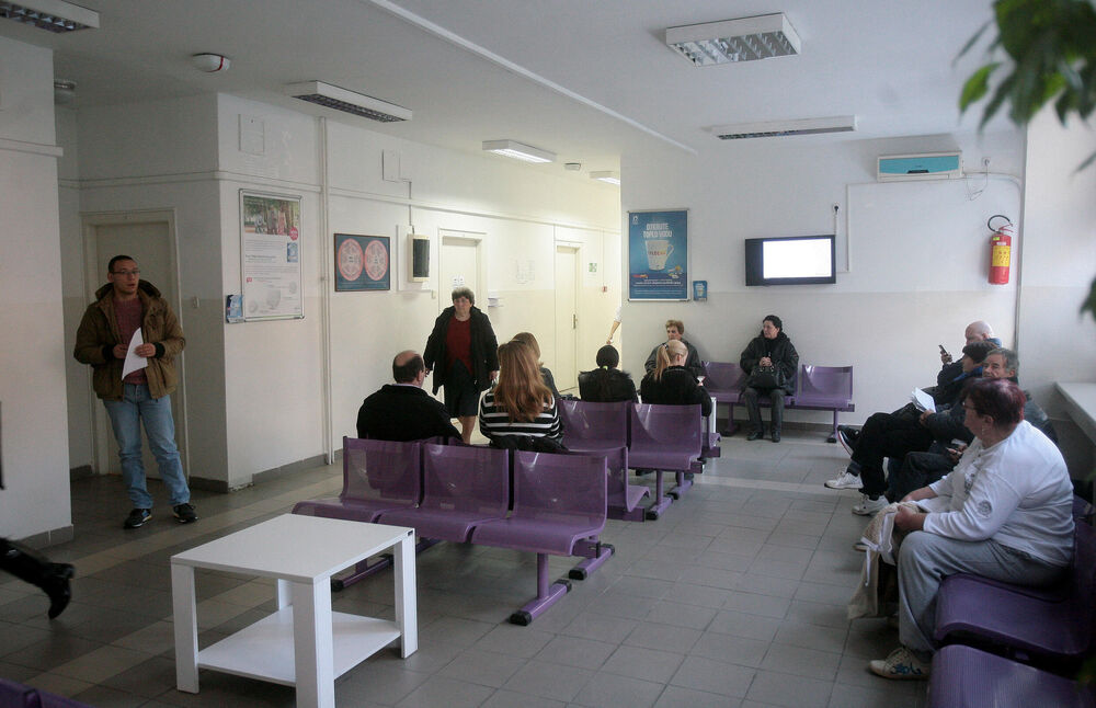 Dom zdravlja, Čekaonica