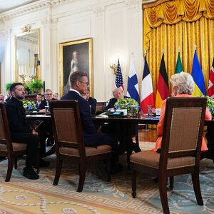 "EVROPA JE SPOSOBNA SAMA DA SE ODBRANI BEZ POMOĆI AMERIKE": Otpor prema Trampu sve veći