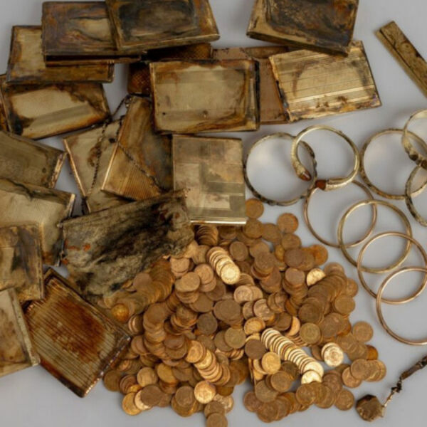 TURISTI NAŠLI 7 KILA ČISTOG ZLATA: U Češkoj pronađene kovanice iz Jugoslavije, postoje tri teorije kome pripada!