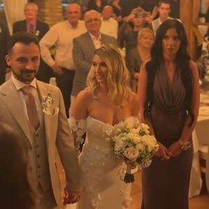 "KUME, ŠTO NE KAŽEŠ DA MU SPAVAŠ SA ŽENOM?": Sveštenik razotkrio aferu usred Ostroga! Umesto da ih venča...