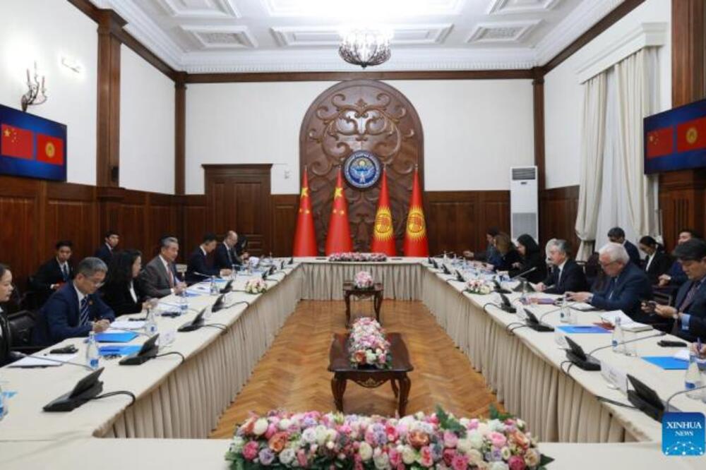 Ministri spoljnih poslova Kine i Kirgistana održali prvi strateški dijalog
