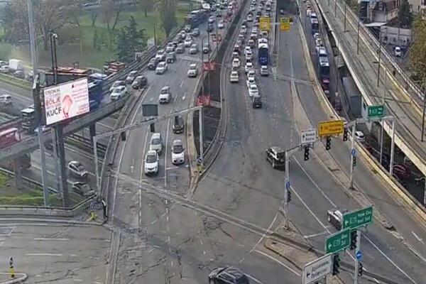 MAPA BEOGRADA SVA U CRVENOM! Saobraćajni kolaps od ranog jutra, OVO su najkritičnije zone!