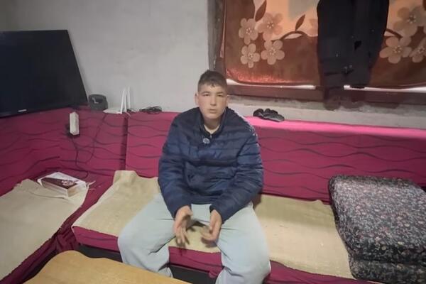 "Nemam uslova, pa svi beže od mene...": Ovog dečaka je majka ostavila kao bebu, završio u domu, a muči se i danas