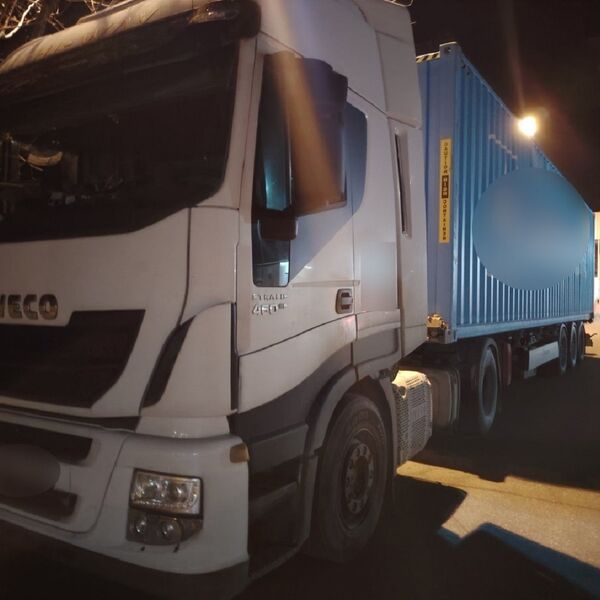 ŠTA SE OVO DESILO NA GRANIČNOM PRELAZU ŠID?! Carinici otvorili KAMION, pa DOŽIVELI ŠOK! Gledajte šta je SAKRIVENO