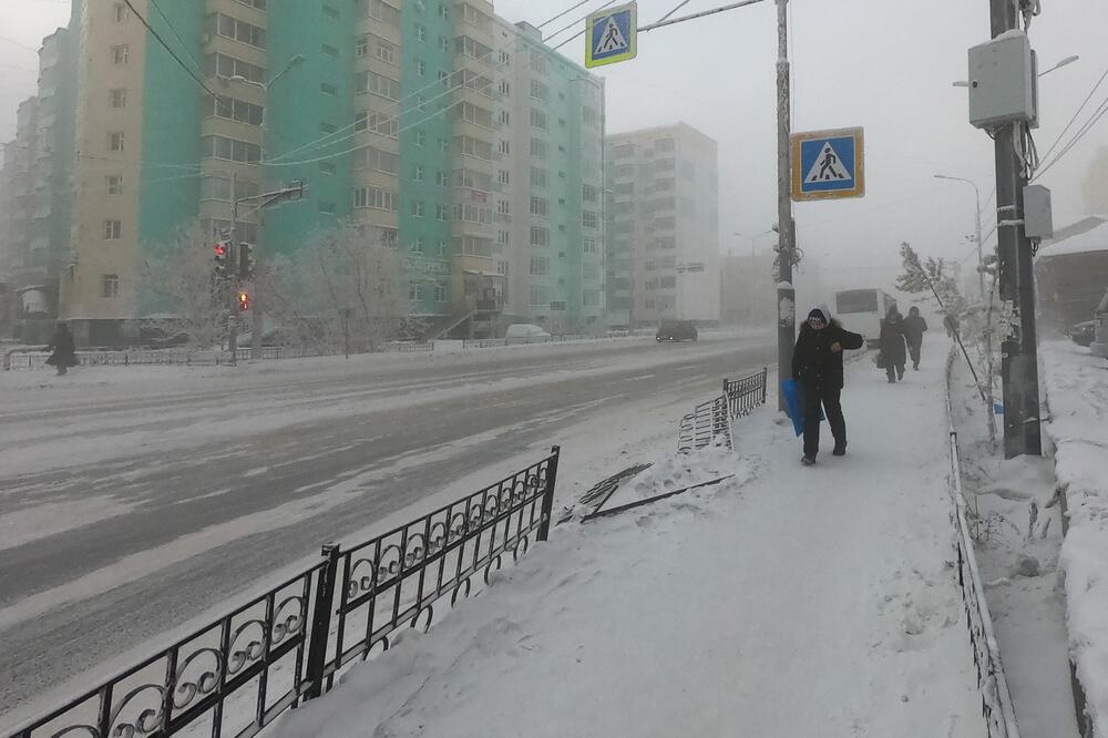 U najhladnijem gradu temepratura ide i do -64 stepeni! Naviknuti na EKSTREMNE uslove, ljudi u njemu moraju da se...