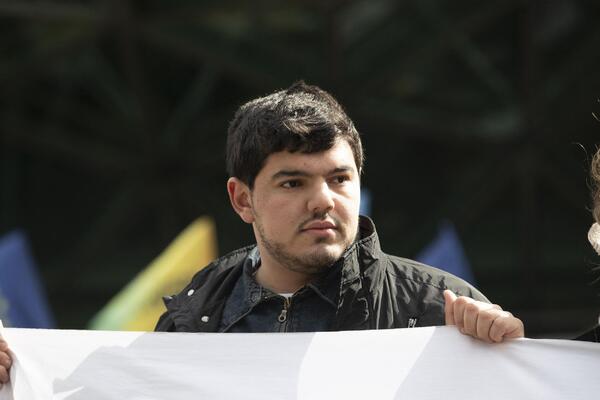 NA SAHRANU IŠAO U PANCIRU! Ubili mu dvojicu braće kako bi ga UĆUTKALI I ZASTRAŠILI, a on se ZAKLEO NA OVO!