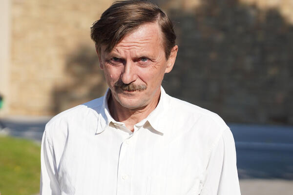 Ko je Jovo Maksić o kojem govori Srbija? Niko ne zna šta je radio da bi prehranio najmilije, ovo je njegova priča