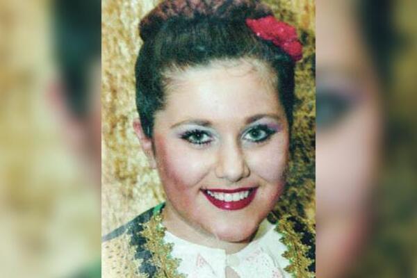 DEVOJČICA TAMARA PRIŠLA DA POMOGNE DRAGANU JER JE PAO, ON JE IZBO NOŽEM! Krvavi Aranđelovan u Batajnici