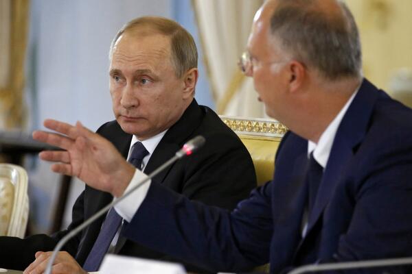 EVO KO JE ZAISTA PUTINOV ČOVEK KOJI JE IZAZVAO TEKTONSKE POTRESE! U Kijevu dizao bunu protiv Rusa, a sada... (FOTO)