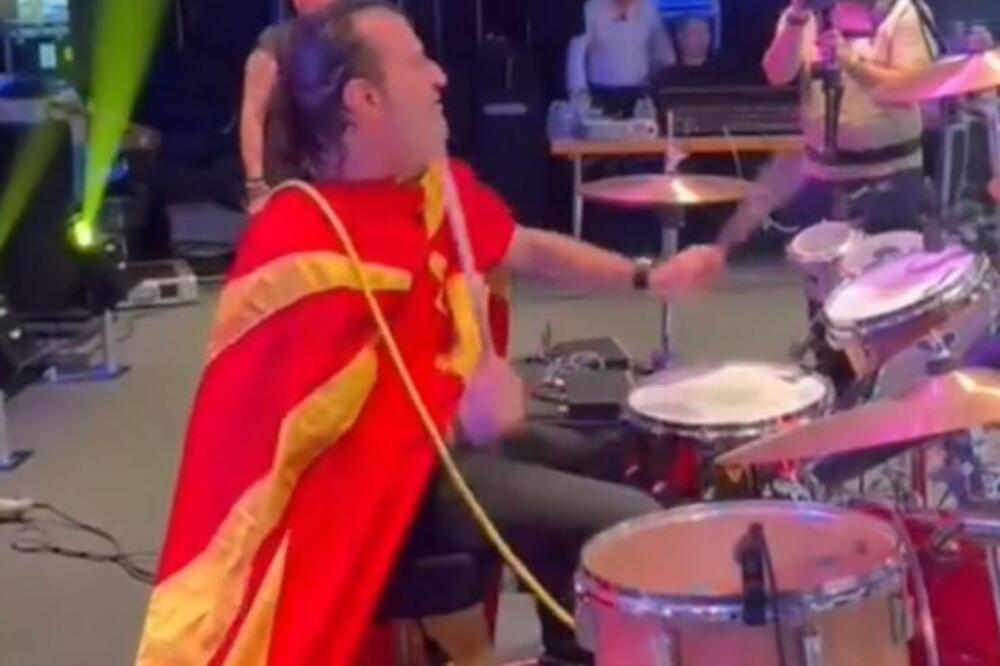 Ogrnuo zastavu Makedonije, pa...Isplivao snimak Ace Lukasa sa koncerta u Kavadarcima, ovo se odigralo pre hapšenja!