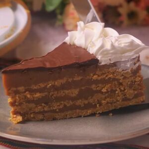 Savršena čokoladna torta gotova za 15 minuta! Idealna za dane posta i slave, a ukus čista fantazija