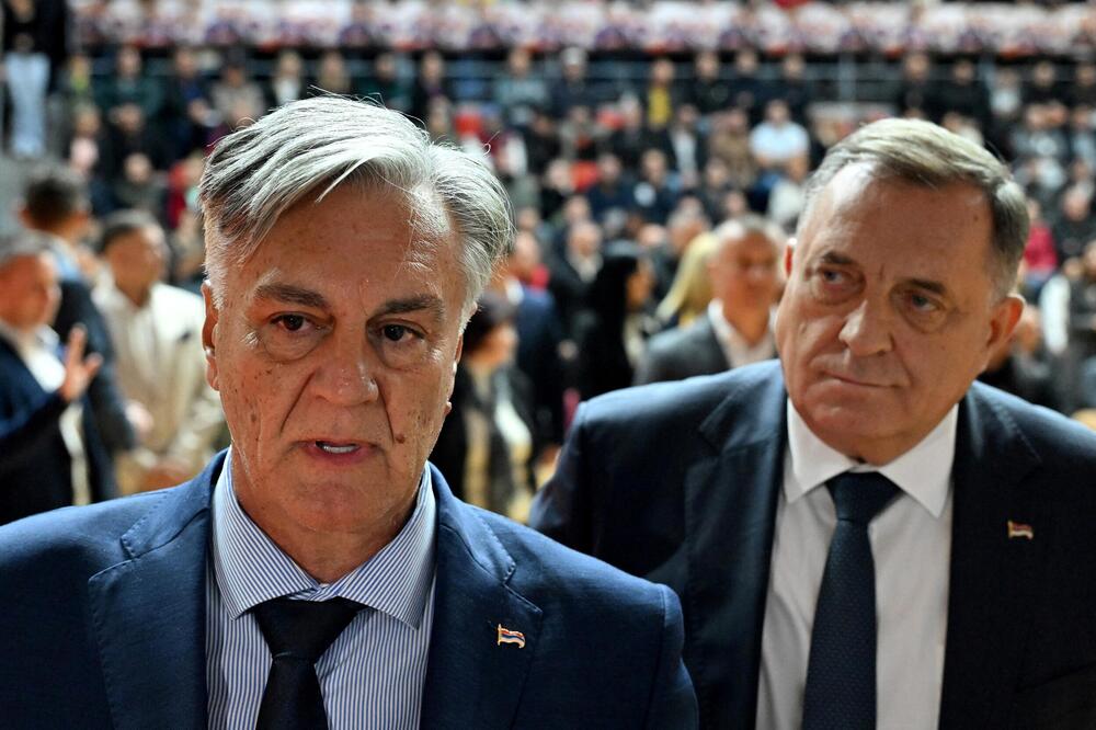 Dodik proglasio pobedu Siniše Karana na prevremenim predsedničkim izborima!