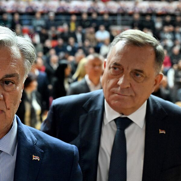 Dodik proglasio pobedu Siniše Karana na prevremenim predsedničkim izborima!