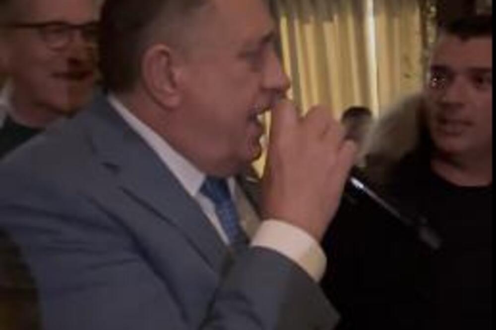 DODIK SE DOHVATIO MIKROFONA, PA ZAPEVAO SRPSKI HIT - TREŠTALO JE: Ovako je proslavio pobedu Karana (VIDEO)