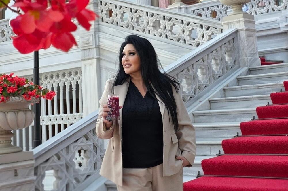 OSVOJILA TURSKU: Dragana Mirković pevala na VIP događaju u Istanbulu, uživala u luksuzu i dobila ponudu za...