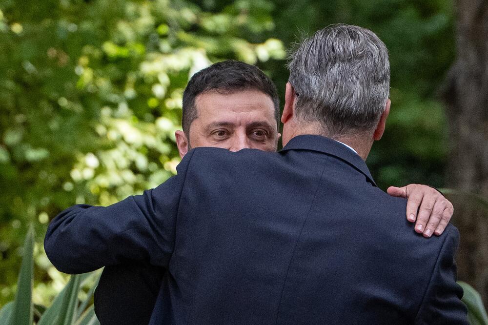 Zelenskom preko telefona, red po red, diktirali plan za okončanje rata u Ukrajini? Isplivale skandalozne tvrdnje!